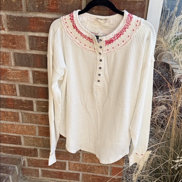 We the Free Ladies M Oversized Holly Henley Top w/Red Embroidery & Stitching - Picture 4 of 13